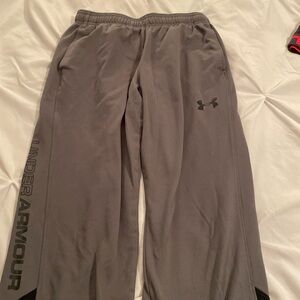 Boys under armour size medium pants
